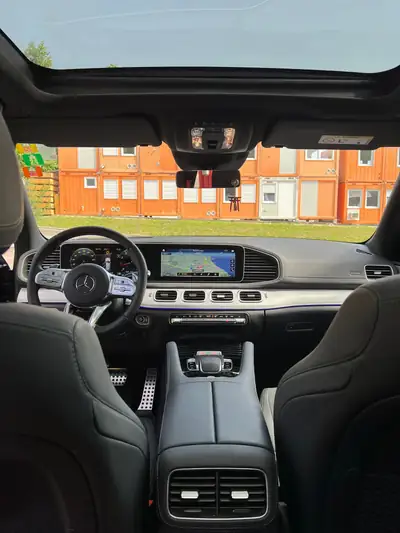 Mercedes-Benz GLE 53 AMG — SUV premium hybride 435 ch, 25 500 km seulement — côté