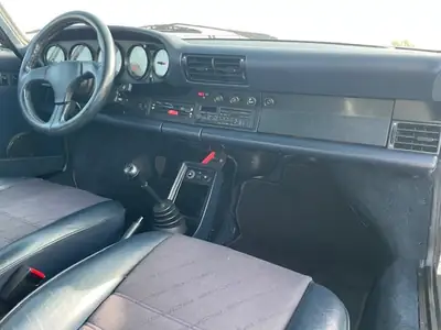 Porsche 911 Carrera 1986 — Coupé sportif mythique, 256'000 km, sans accident — Miniatur 9