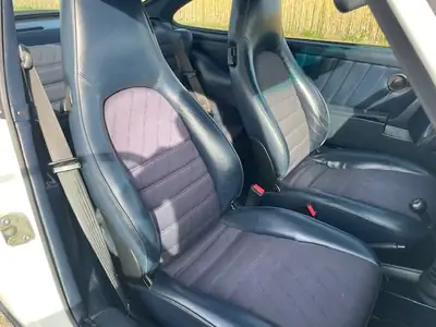 Porsche 911 Carrera 1986 — Coupé sportif mythique, 256'000 km, sans accident — Miniatur 11
