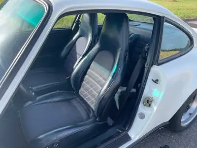 Porsche 911 Carrera 1986 — Coupé sportif mythique, 256'000 km, sans accident — Miniatur 10