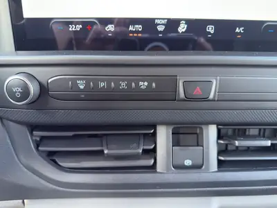 Ford Transit Custom Van 300 L2H1 — Utilitaire neuf, charge utile 964 kg, équipé caméra — Miniatura 21