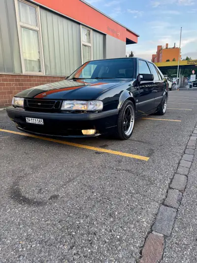 SAAB 9000 Aero 2.3 Turbo 16 Hirsch Performance — Berline de caractère, 225 ch affûtés — vue extérieure