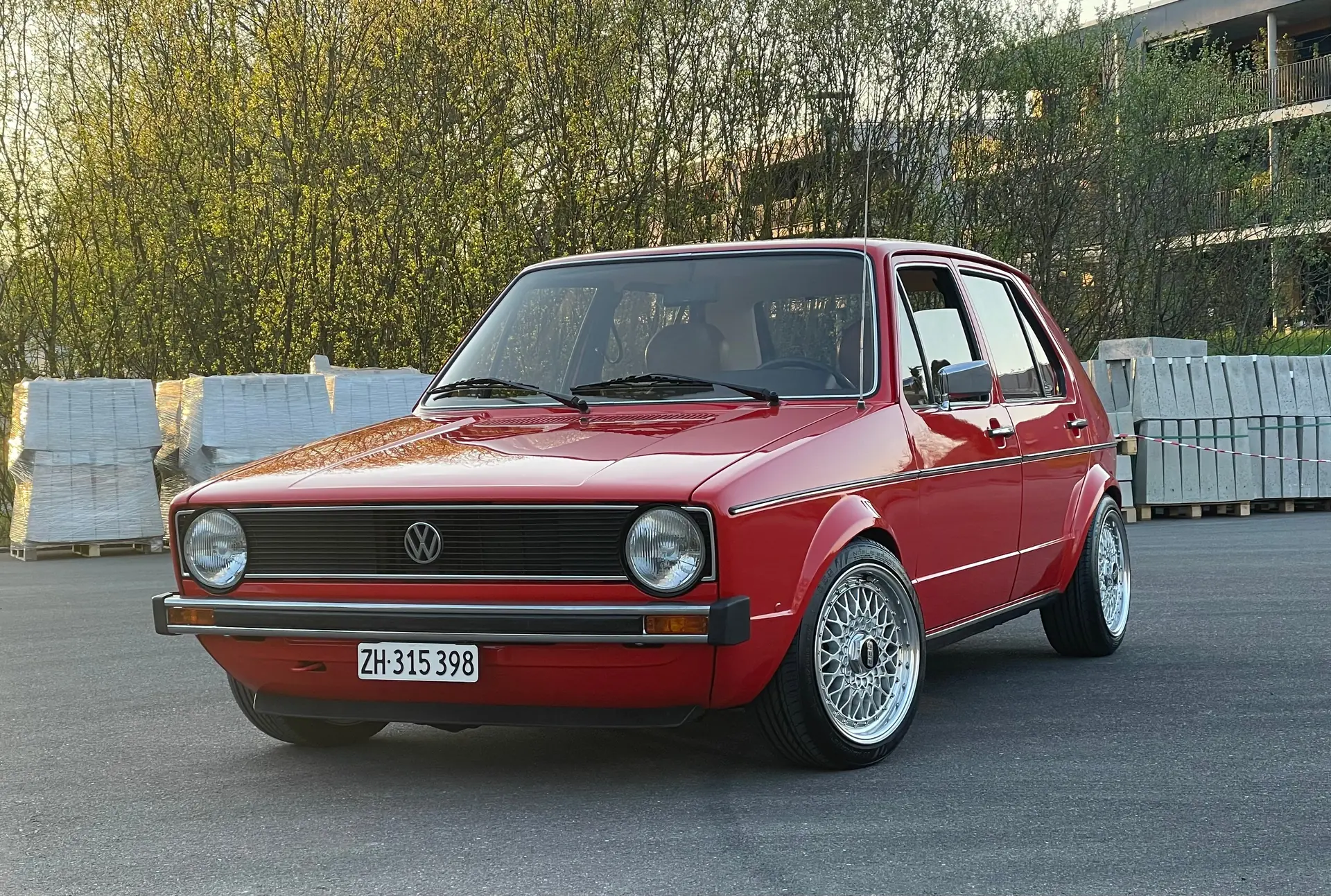 VW Golf 1500 GL — Classique authentique de 1978, état impeccable — vue extérieure