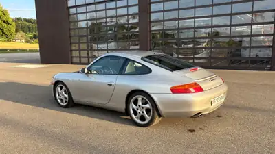 Porsche 911 3.4 Carrera 1997 — Icône sportive, 300 ch purs et service récent — côté