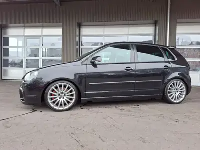 VW Polo 1.8 20V Turbo GTI Cup Edition — Sportive affûtée, histoire riche, équipement premium — vista esterna