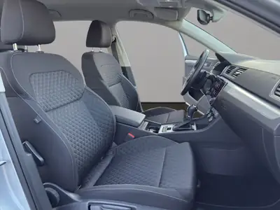 Skoda Superb Combi 2.0 TDi Ambition 4x4 — Break premium, 200 ch et transmission DSG — Miniature 17