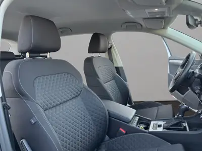Skoda Superb Combi 2.0 TDi Ambition 4x4 — Break premium, 200 ch et transmission DSG — Miniature 22