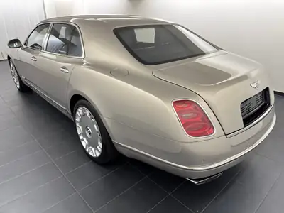 Bentley Mulsanne 2013 — Berline de prestige britannique, état impeccable — side view