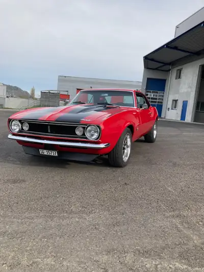 Chevrolet Camaro 350 1967 — Muscle car légendaire, moteur V8 290 ch — vue extérieure