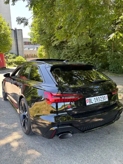 Audi RS6 Avant 2024 — Break haute performance, quasi neuf avec garantie constructeur — Miniatur 14