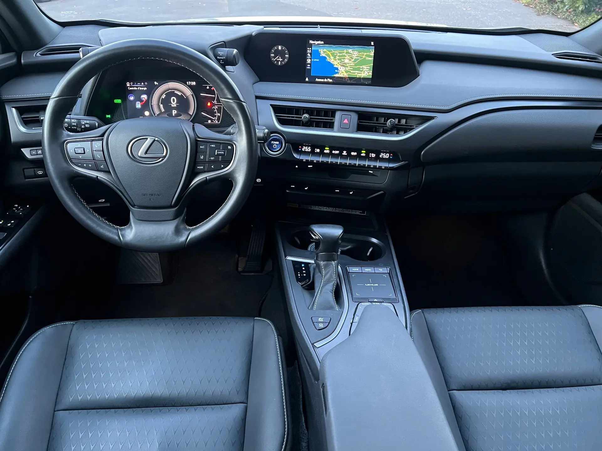 Lexus UX 2021 occasion heremence — 3