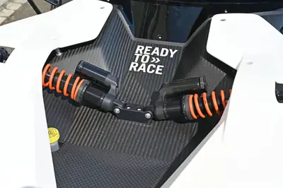 KTM X-BOW R Roadster DSG — Hypercar légère 300 ch, seulement 2500 km — dashboard
