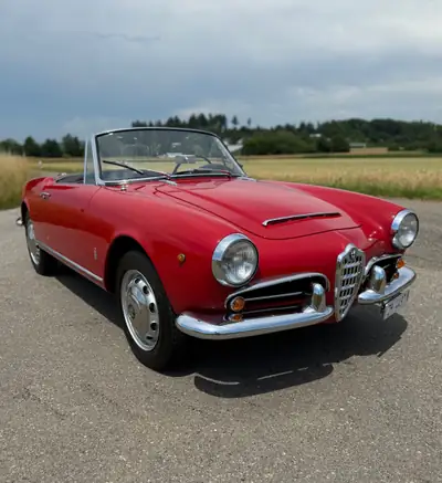 Alfa Romeo Giulia Spider 1600 — Cabriolet vintage 1964, sans accident, patrimoine automobile — côté