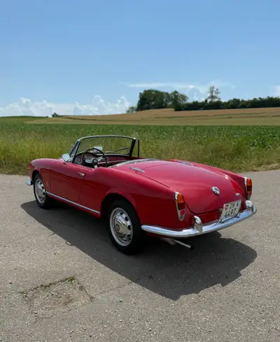 Alfa Romeo Giulia Spider 1600 — Cabriolet vintage 1964, sans accident, patrimoine automobile — détail