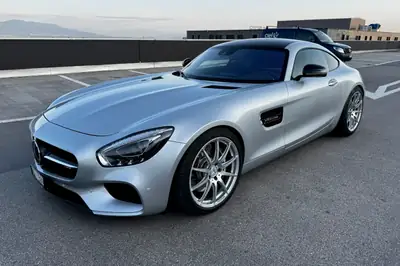 Mercedes-AMG GT Speedshift DCT — Coupé sportif haute performance, 462 ch, 91900 km — Außenansicht