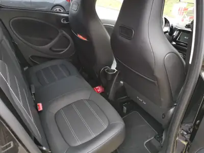 Smart ForFour EQ Prime 2019 — Électrique urbain, 7'900 km seulement — Miniature 8
