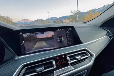BMW X6 xDrive 40i Steptronic xLine — SUV coupé élégant, 340 ch et 99 000 km — Miniatura 8