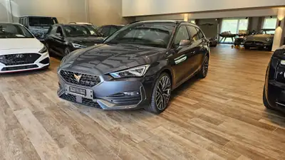 CUPRA Leon ST 2.0 TSI VZ 4Drive — Break sportif 310 ch, 4×4, excellent état — exterior view