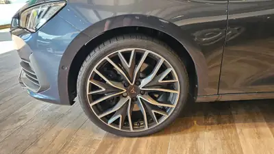 CUPRA Leon ST 2.0 TSI VZ 4Drive — Break sportif 310 ch, 4×4, excellent état — Thumbnail 17