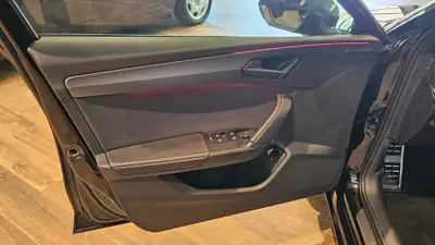 CUPRA Leon ST 2.0 TSI — Break sportif 370 ch, 4WD et équipements premium — Miniatur 26