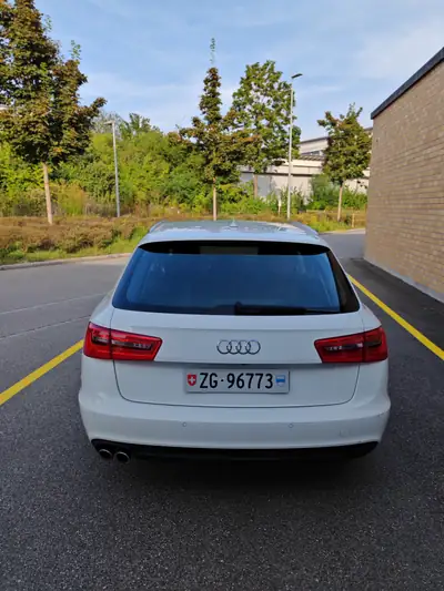 Audi A6 Avant 2.0 TDI — Break spacieux, diesel économe et fiable — côté