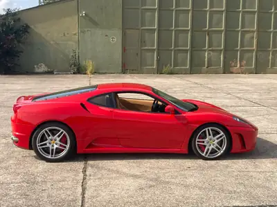 Ferrari F430 Coupé 2008 — Supercar mythique, révision officielle récente, 27 500 km — rear view