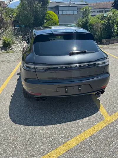 Porsche Macan Turbo PDK — SUV sportif 440 ch, seulement 49 500 km — Thumbnail 7