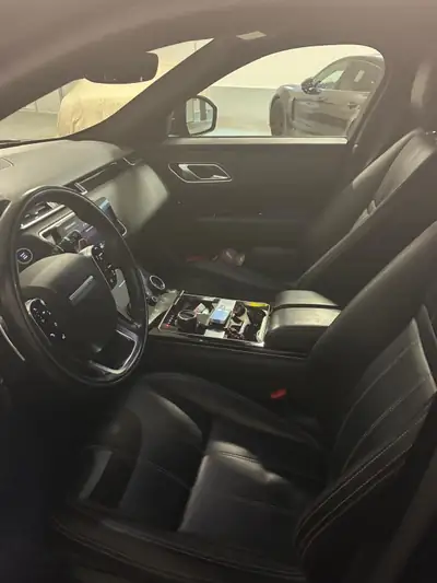 Range Rover Velar R-Dynamic D 180 — SUV premium diesel, 116'500 km, sans sinistre — détail