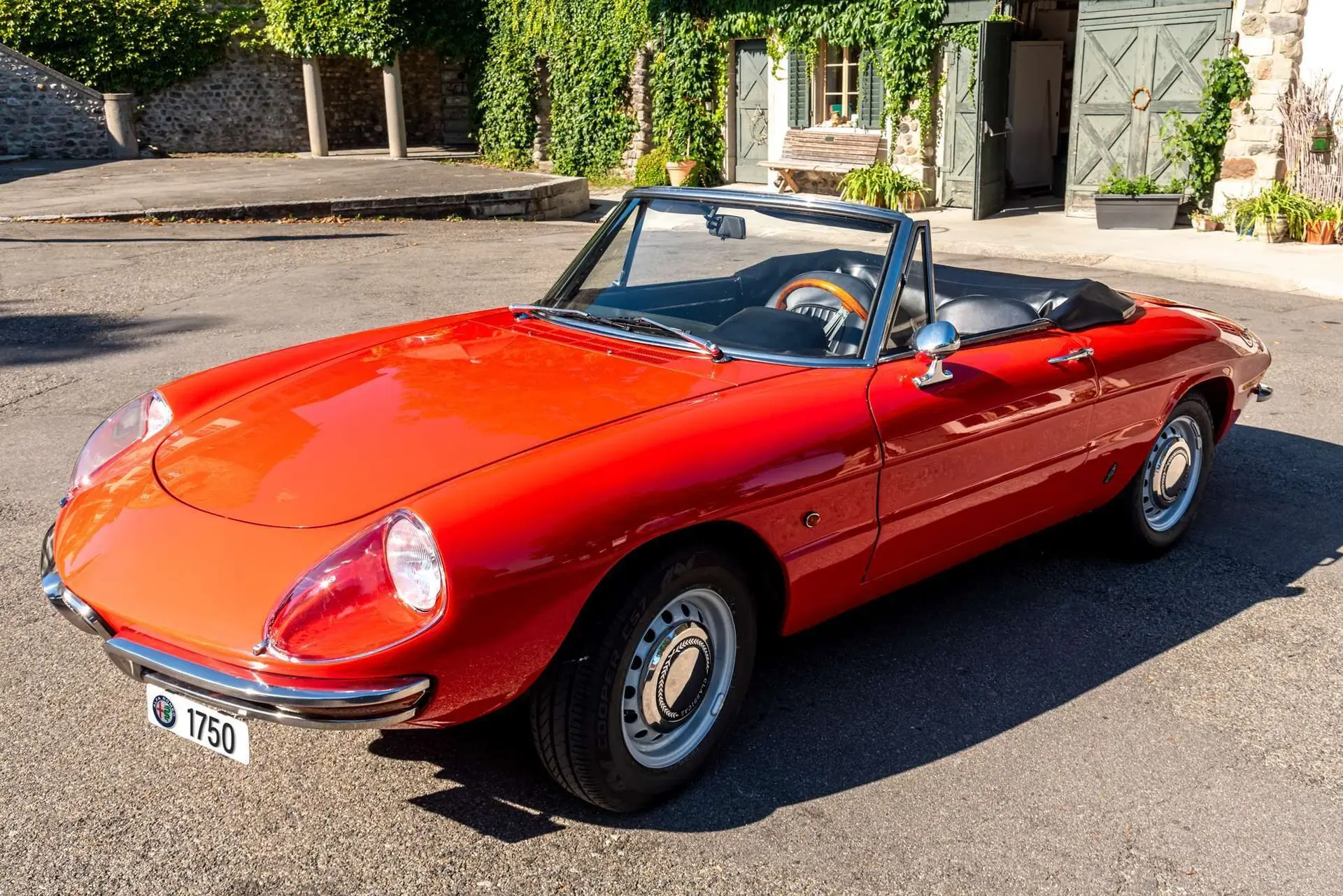 Alfa Romeo Spider Veloce 1750 — Cabriolet légendaire 1968, 44'000 km d'histoire — vue extérieure
