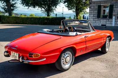 Alfa Romeo Spider Veloce 1750 — Cabriolet légendaire 1968, 44'000 km d'histoire — détail