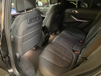 BMW X5 xDrive M50d — SUV premium diesel 400 ch, première main, 82 500 km — Miniature 13