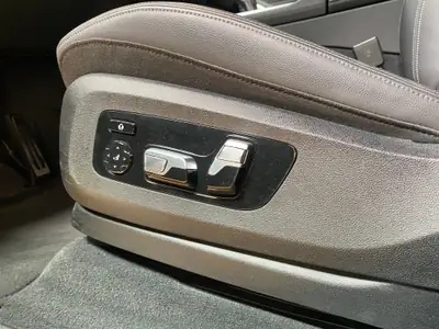 BMW X5 xDrive M50d — SUV premium diesel 400 ch, première main, 82 500 km — Miniature 22