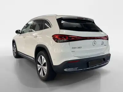 Mercedes-Benz EQA 350 4Matic — SUV électrique performant, 78'000 km, première main — Innenraum