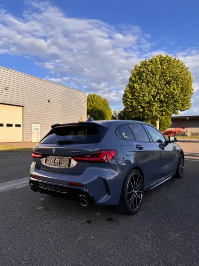 BMW M135i xDrive Steptronic — Sportive compacte 306 ch, transmission automatique, 55 000 km — vue extérieure