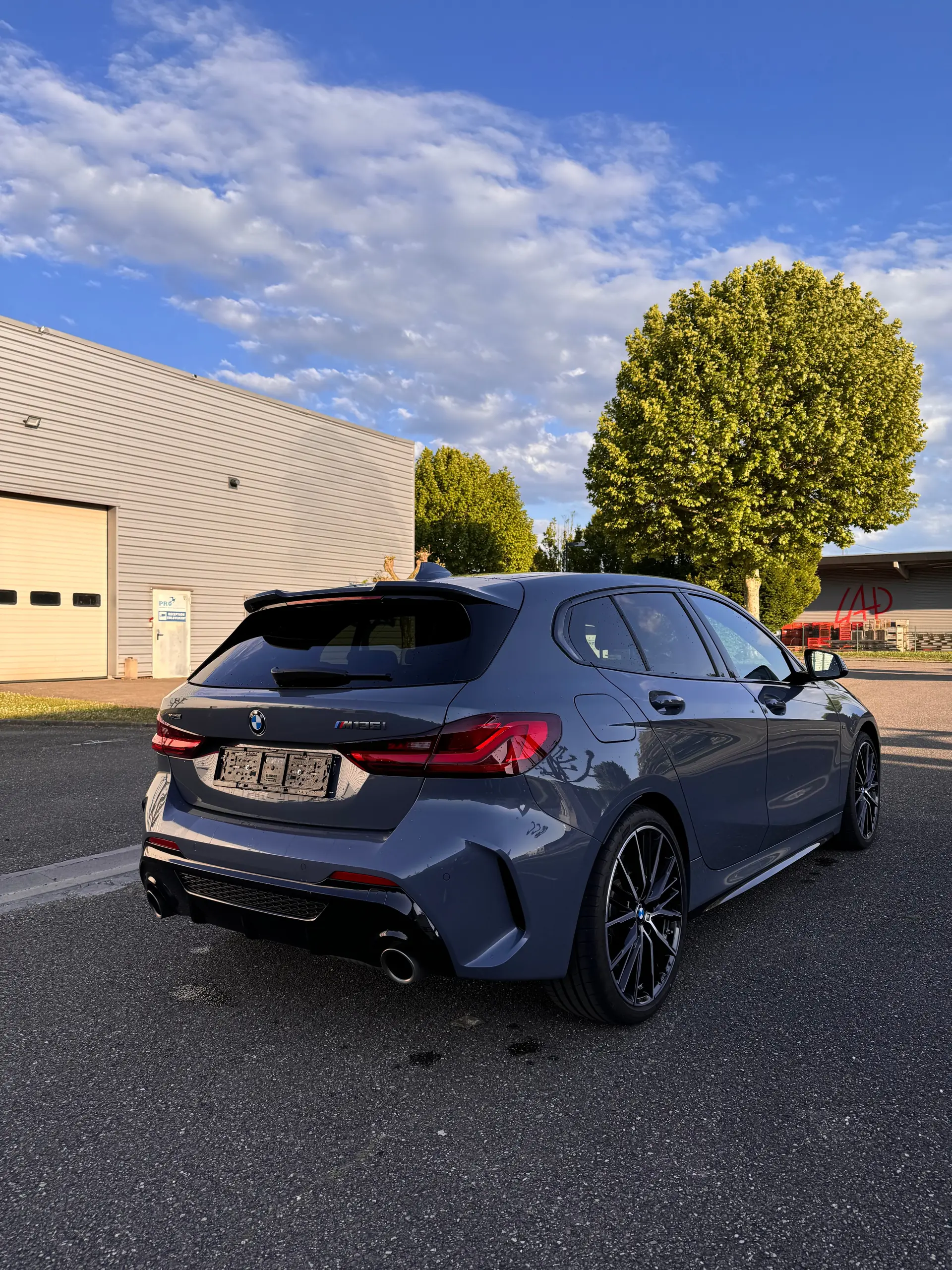 BMW M135i xDrive Steptronic — Sportive compacte 306 ch, transmission automatique, 55 000 km