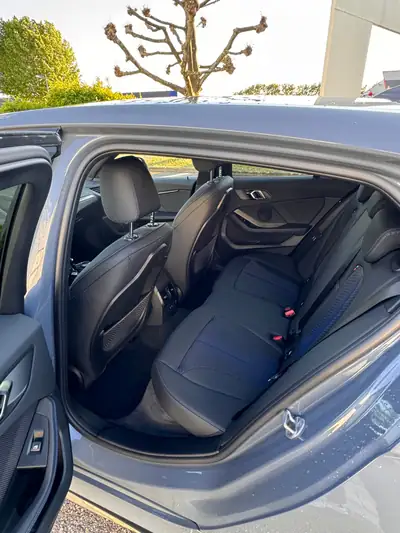 BMW M135i xDrive Steptronic — Sportive compacte 306 ch, transmission automatique, 55 000 km — Miniature 16