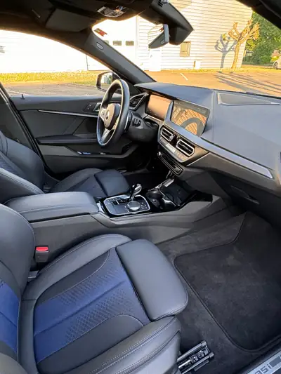 BMW M135i xDrive Steptronic — Sportive compacte 306 ch, transmission automatique, 55 000 km — Miniature 19