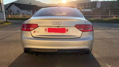 Audi S5 Coupé 4.2 FSI — 353 ch, design sportif, historique sans sinistre — détail