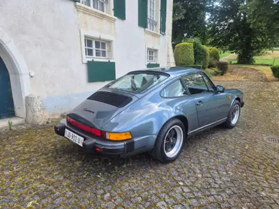 Porsche 911 Carrera 1988 — Légende des années 80, première main, statut vétéran — Miniatura 14