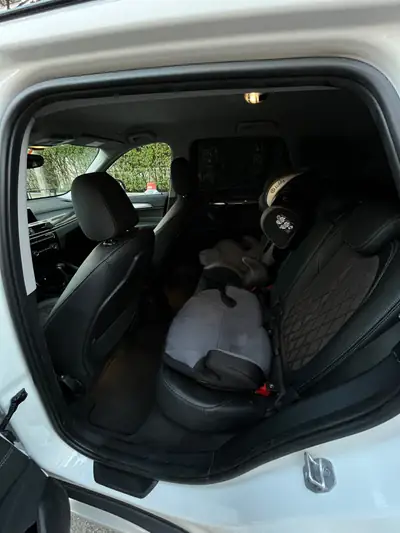 BMW X1 xDrive 20d xLine — SUV compact diesel, 87'000 km seulement — Miniatura 7