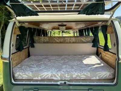 VW T1 Bus Deluxe 1967 — Un incontournable de collection, histoire authentique — tableau de bord