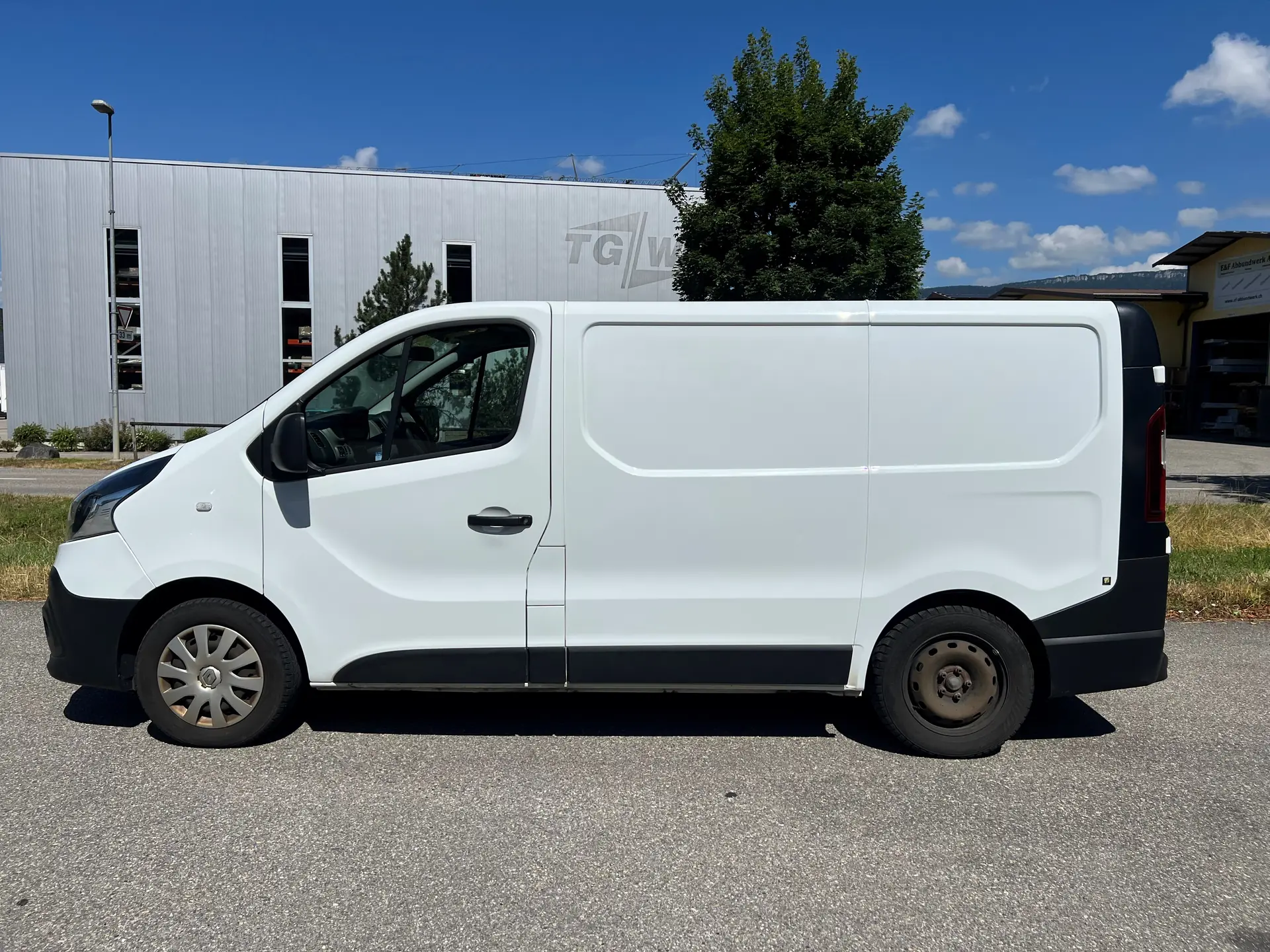 Renault Trafic dCi120 — Utilitaire fiable et économe, 280000 km documentés — Außenansicht