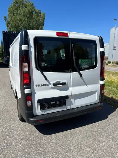 Renault Trafic dCi120 — Utilitaire fiable et économe, 280000 km documentés — Innenraum