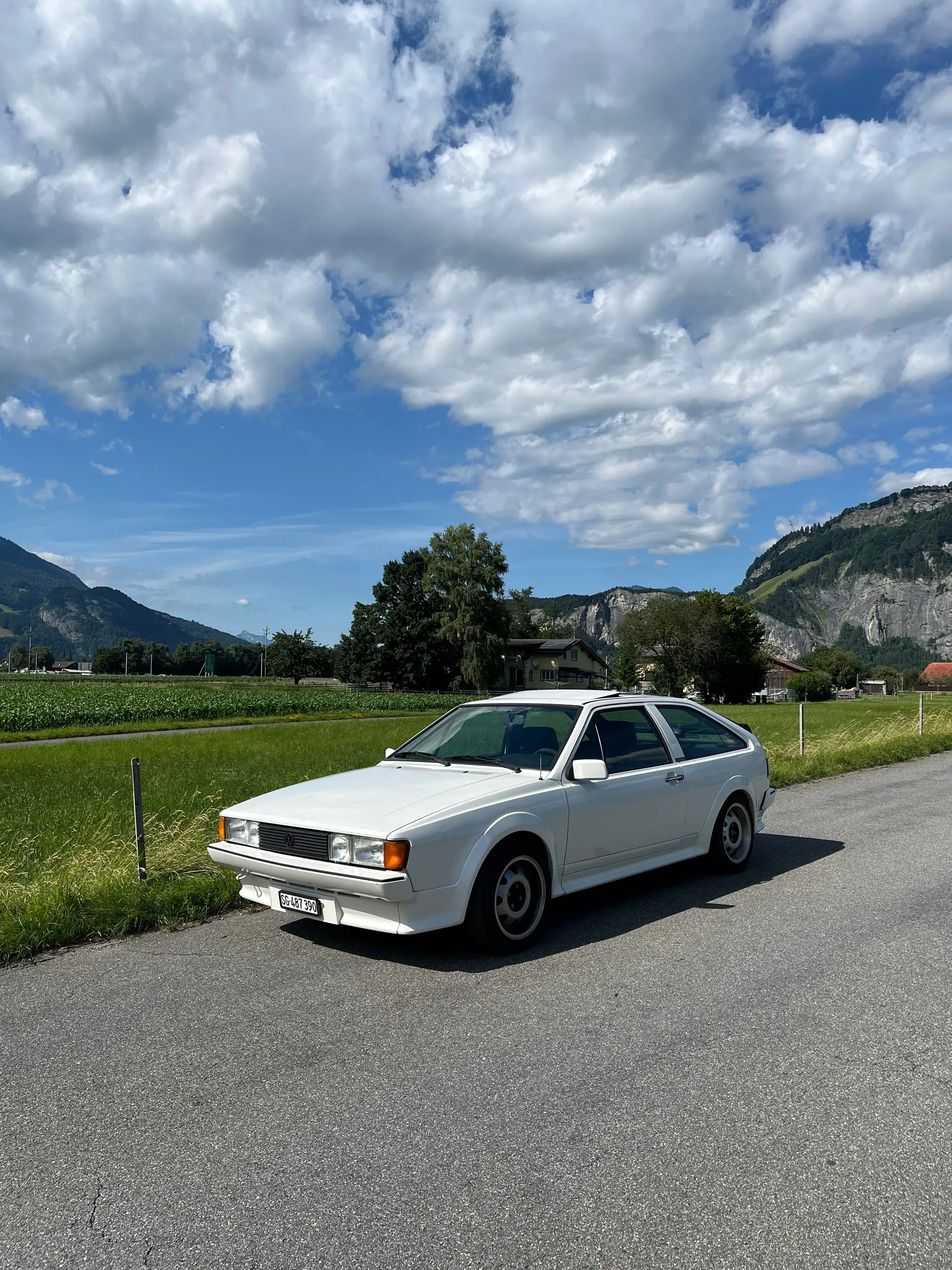 VW Scirocco 1800 Scala — Coupé sportif vintage, moteur fiable et coloris unique