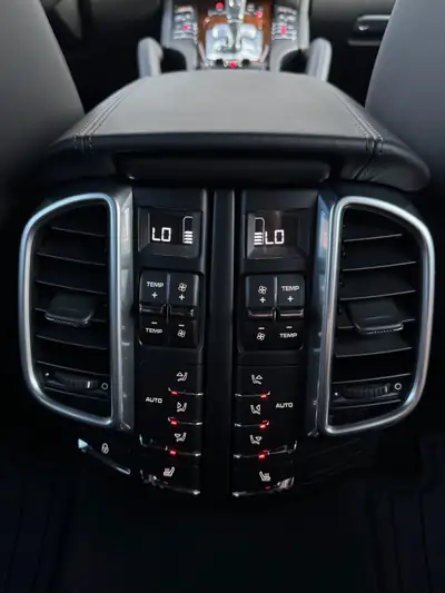 Porsche Cayenne S Diesel — SUV premium aux performances brutes, entretien irréprochable — Miniatur 11