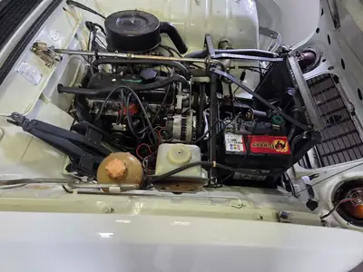 Renault 4 F6 1979 — Icône française restaurée, 65'000 km seulement — Seitenansicht