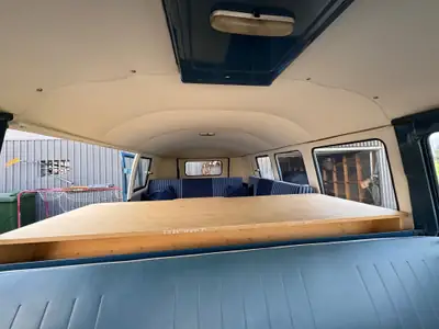 VW T1 Typ 23 (1959) — Légende rétro restaurée, ancienne ambulance militaire — Miniatura 14