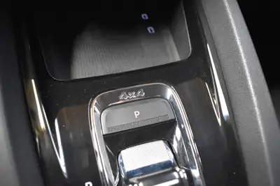 Skoda Octavia Combi 2.0 TDI DSG 4x4 — Break polyvalent, 150 PS, 93'000 km seulement — Miniature 18