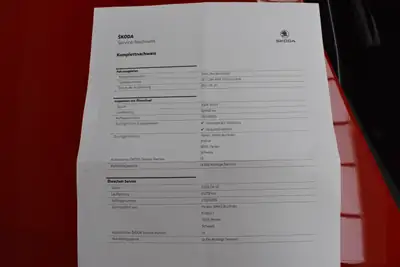 Skoda Octavia Combi 2.0 TDI DSG 4x4 — Break polyvalent, 150 PS, 93'000 km seulement — Miniature 23