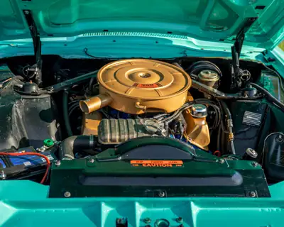Ford Thunderbird Landau Coupé 1965 — Icône américaine turquoise, 5200 km d'exception — Miniatur 9